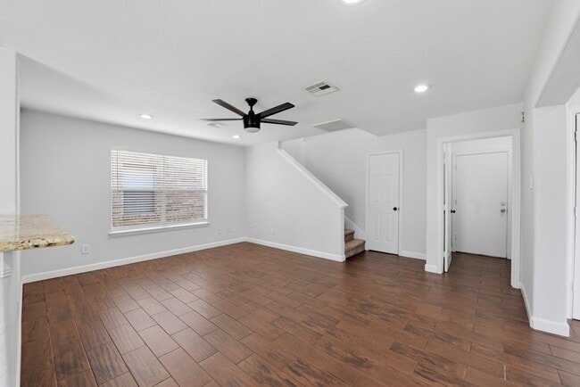 Building Photo - 11710 Fossil Rock Ln