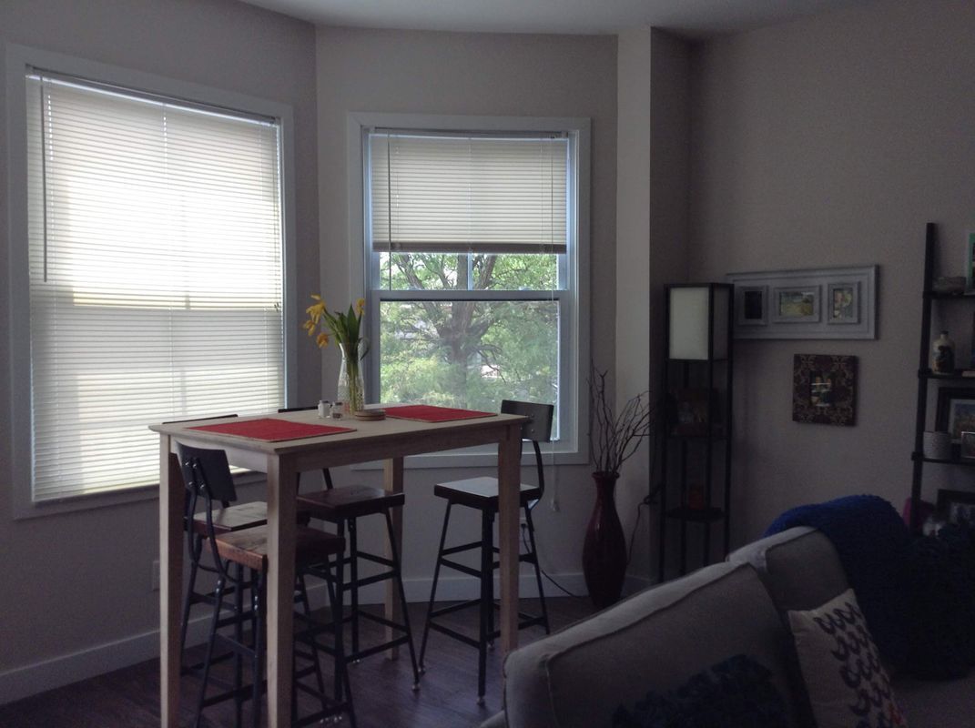 Building Photo - 210 Waterman St