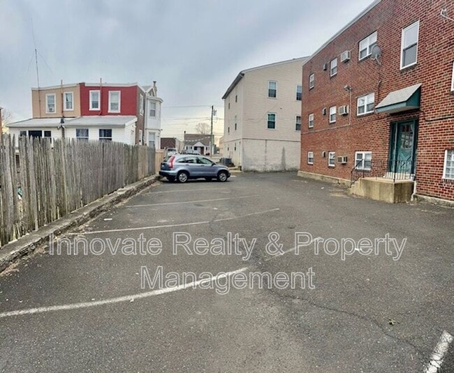 Building Photo - 9513 Hoff St