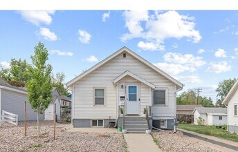 Building Photo - 923 23rd St