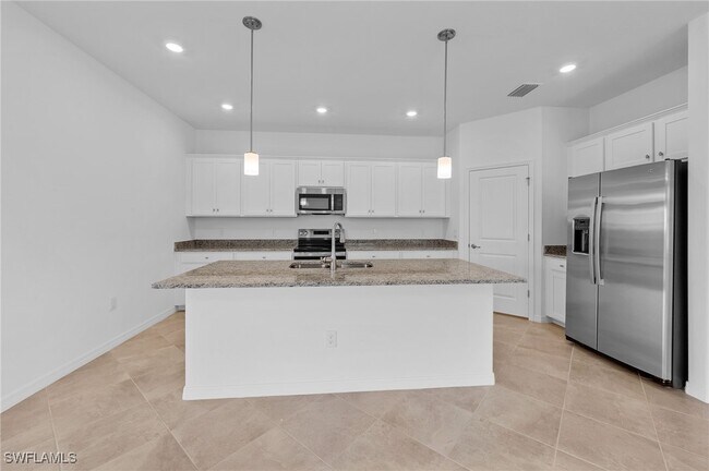 Building Photo - 15019 Palamos Cir