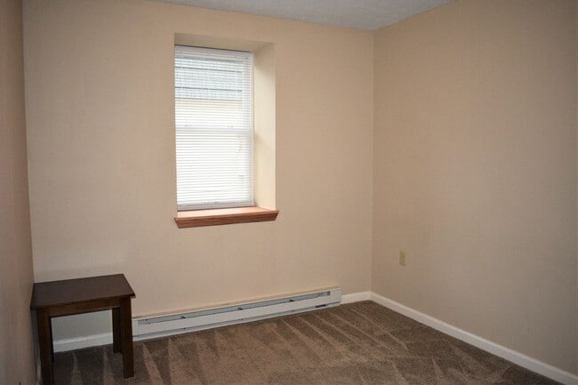 Building Photo - 1100 RES