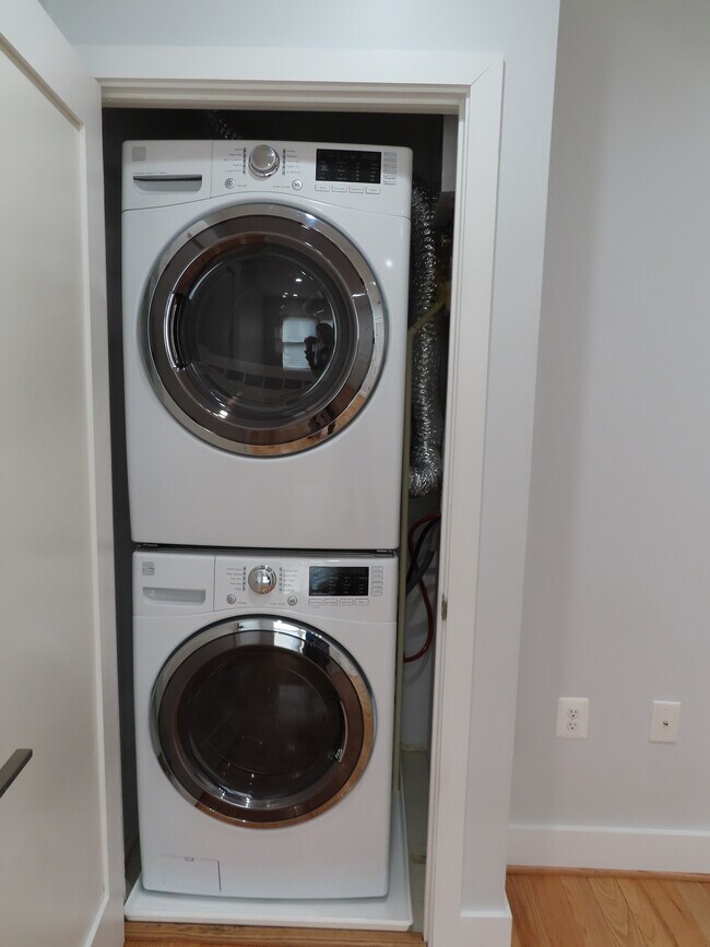 Washer Dryer - 1913 Gallaudet St NE