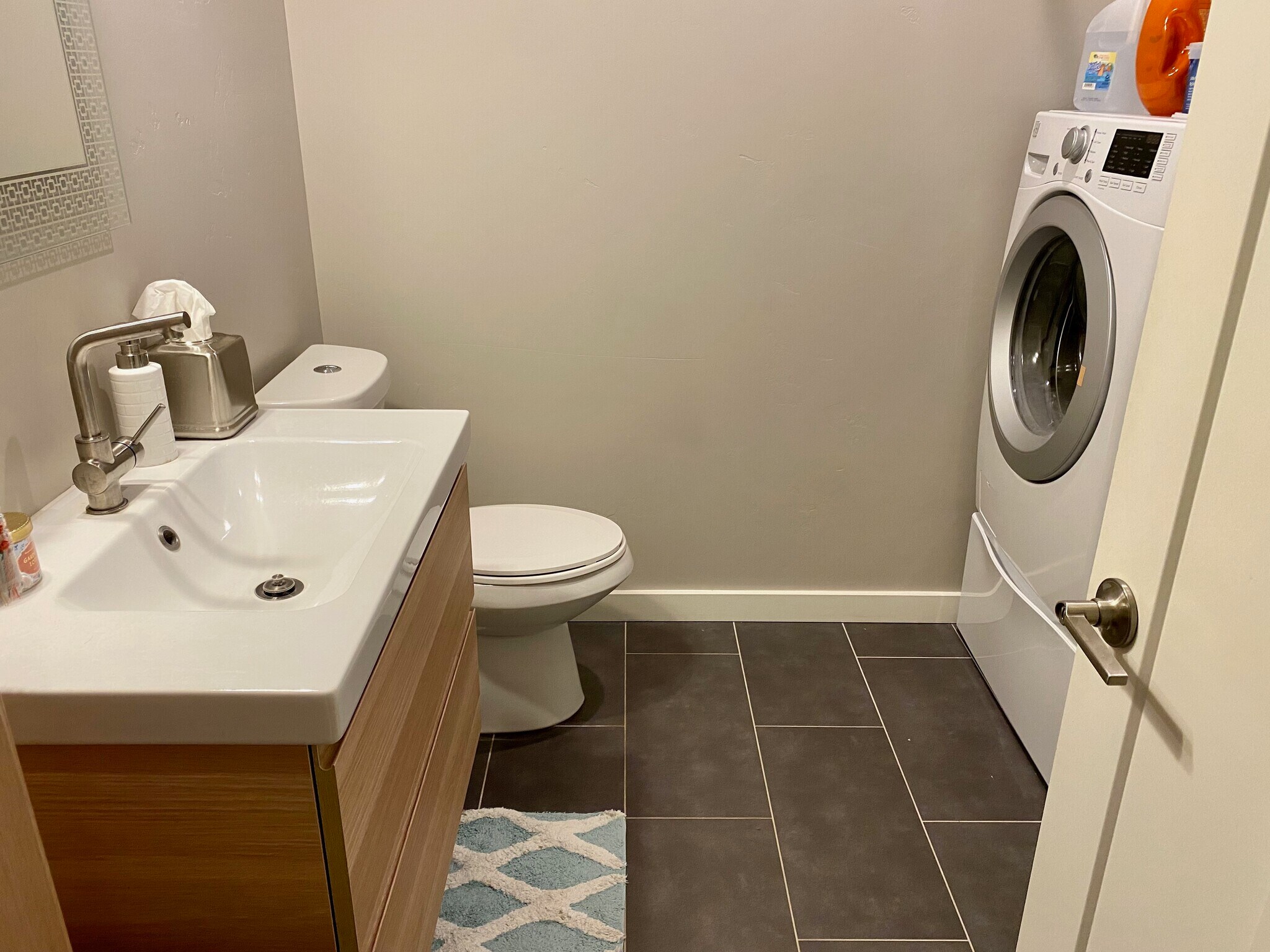 powder bath - 151 Starbuck Cir