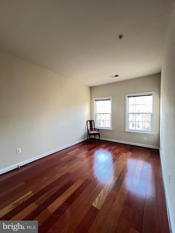 Building Photo - 604 Ridgemont Ave