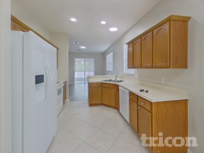 Building Photo - 1720 Mountclair Ct