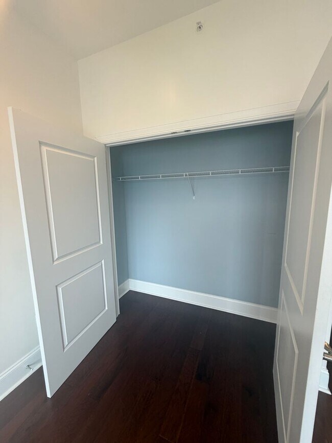 Building Photo - Luxury 3 Bedroom Condo in the Heart of Lawrenceville