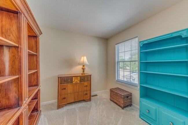 Building Photo - 1108 Wickfield Ct