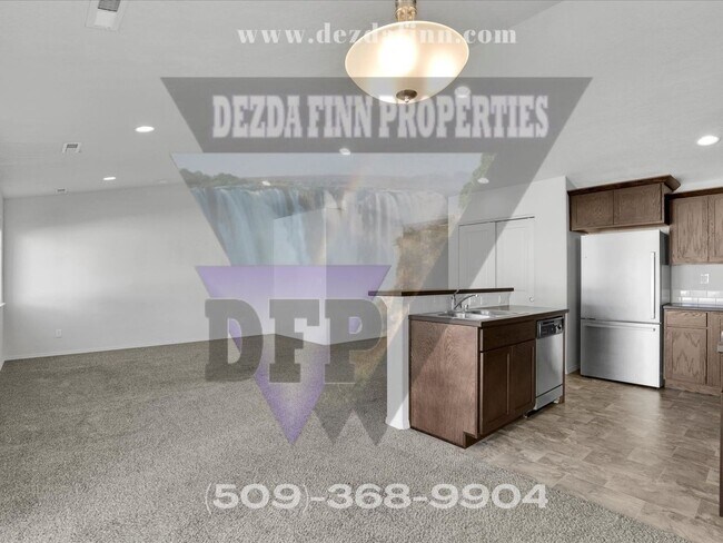 Building Photo - Recently Built, 3 Bed, 2 Bath, 1 Level Spo...