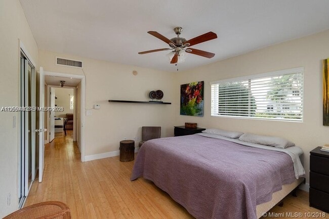 Building Photo - 1140 99th St