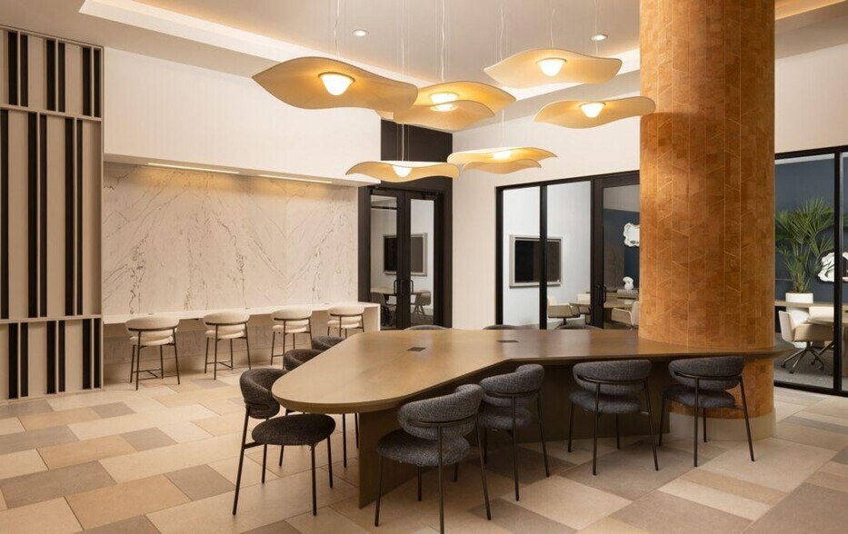 Building Photo - 240 S Taaffe St