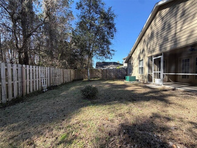 Building Photo - 2131 NW 52nd Pl