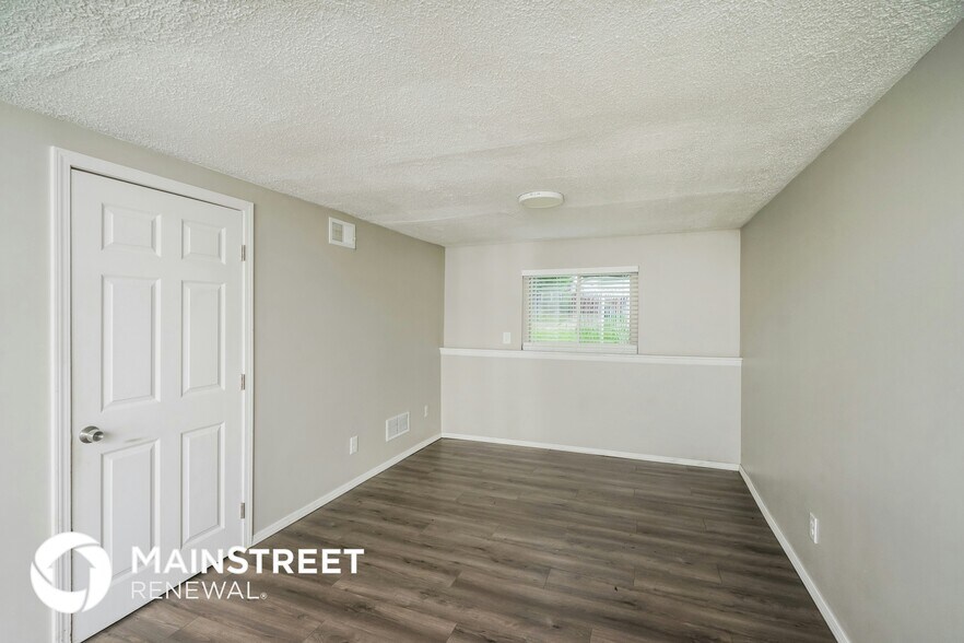 Building Photo - 5010 Tolkien Ct