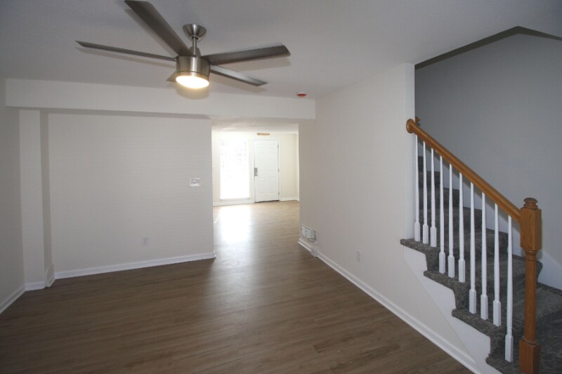 Building Photo - 9021 E 85 St