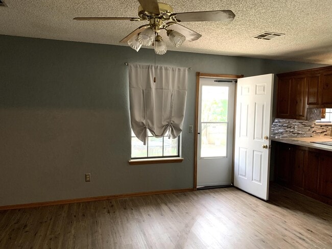 Building Photo - 649 Fire Light Dr