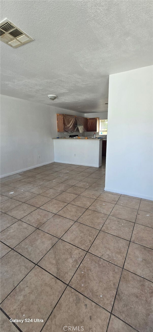 Building Photo - 38708 Larkin Ave