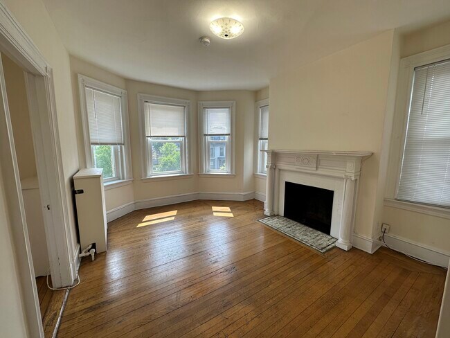 Primary Photo - 1648 Massachusetts Ave