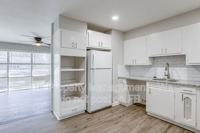 Building Photo - 11420 Manchester Ave