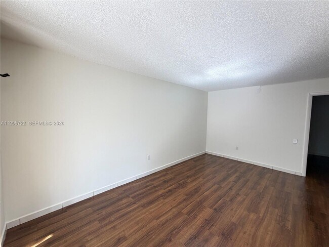 Building Photo - 9201 Lime Bay Blvd