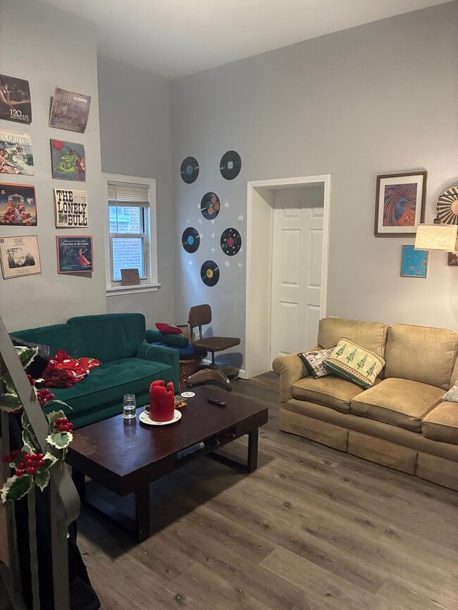 Building Photo - 353 Oakland Ave