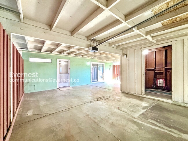 Building Photo - 27221 Sun City Blvd