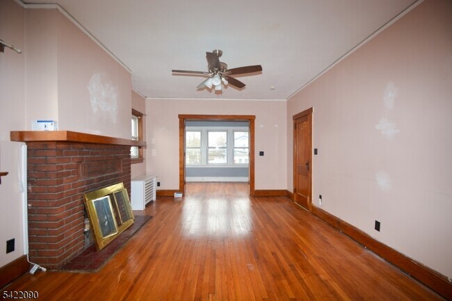 Building Photo - 308 Hoboken Rd