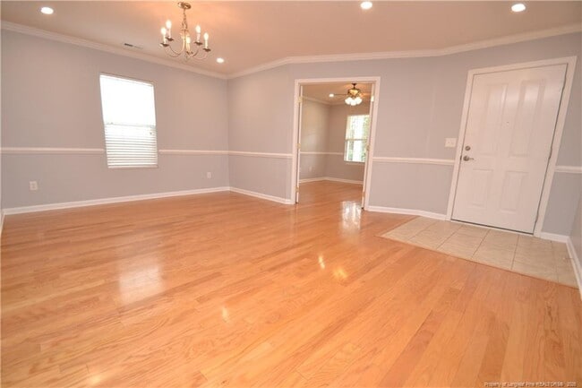 Building Photo - 2804 Thoreau Dr