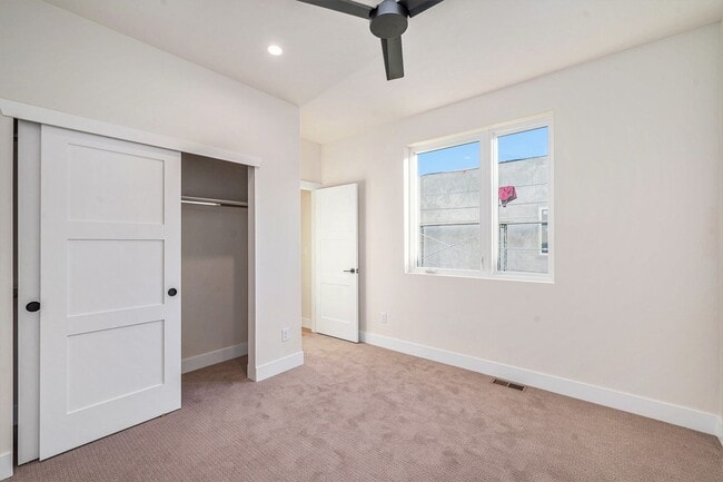 Building Photo - Brand New Townhome!  Be the First!!