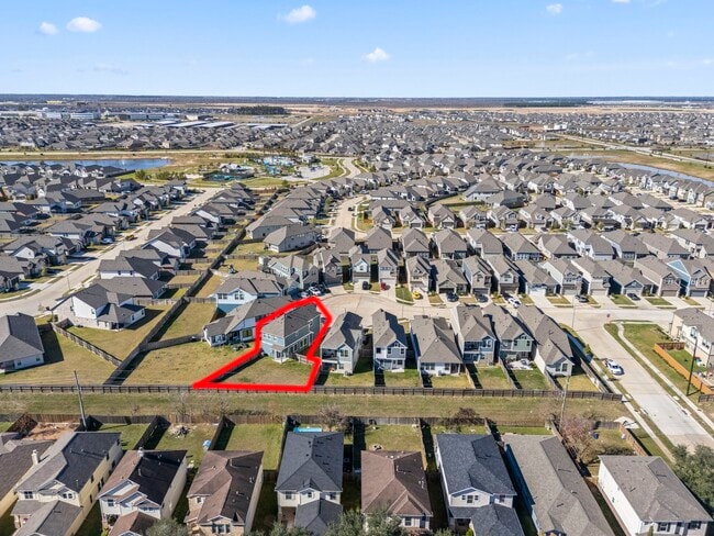 Building Photo - 7810 Starfish Arbor Dr