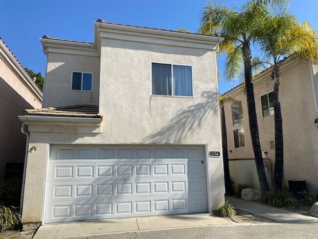Building Photo - Stylish 3-Bedroom Home with Mountain Views & Attached 2-Car Garage