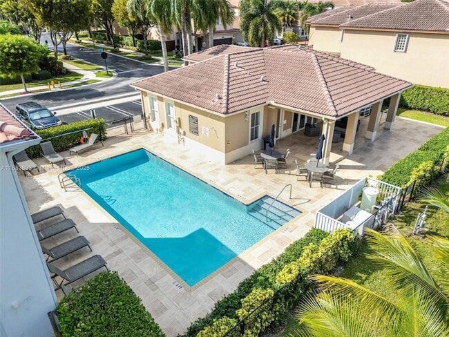 Building Photo - 11229 NW 44th Terrace