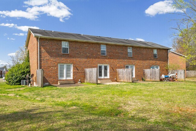 Building Photo - 280 Timber Ct Dr