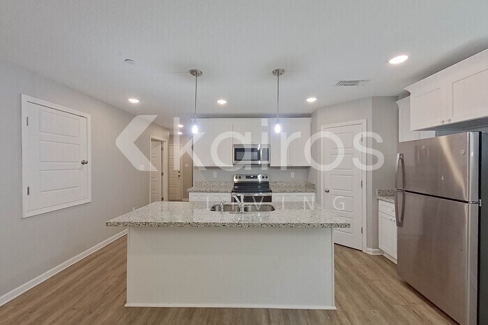 Building Photo - 11357 Camden Ct Cir