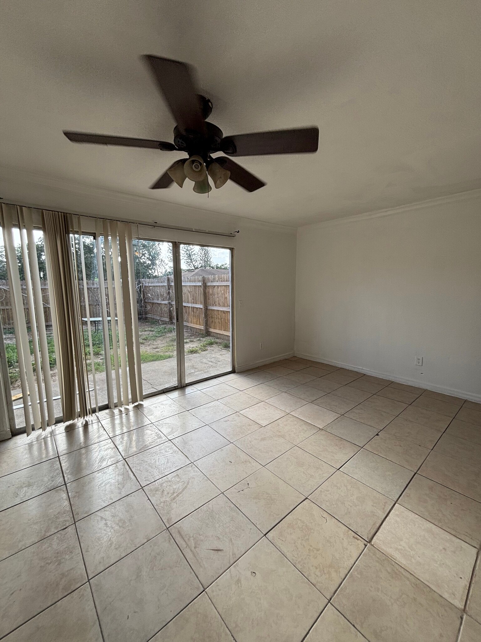 Building Photo - 5148 Tennis Court Cir