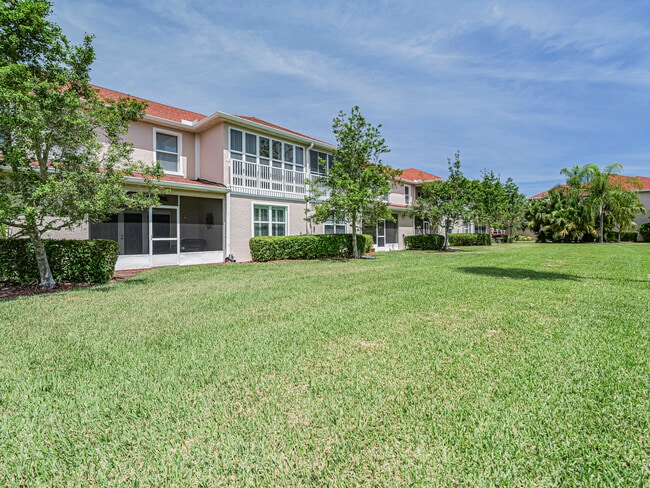 Building Photo - 235 Grand Royale Cir
