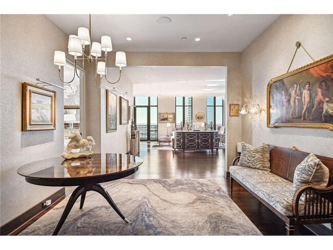 Building Photo - 201 S 11th St