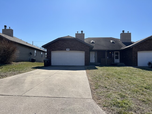 Duplex with 2 car garage and long driveway - 3680 W Sylvania St