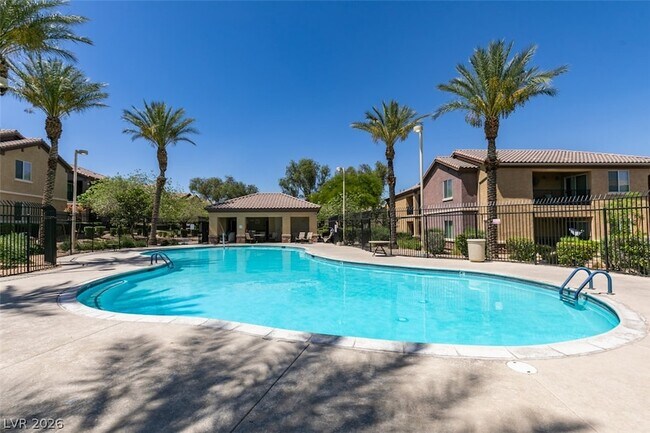 Building Photo - 6868 Sky Pointe Dr