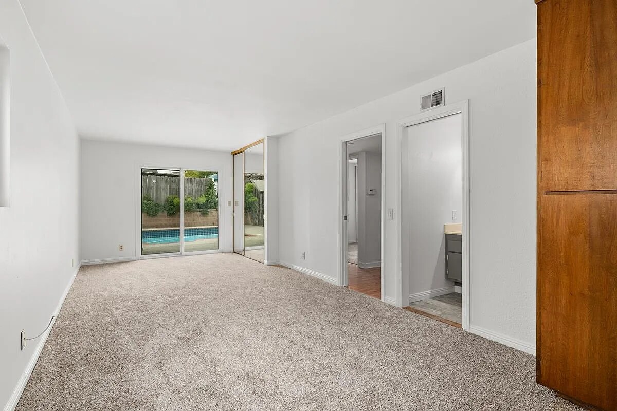 Building Photo - 8629 Stanwell St