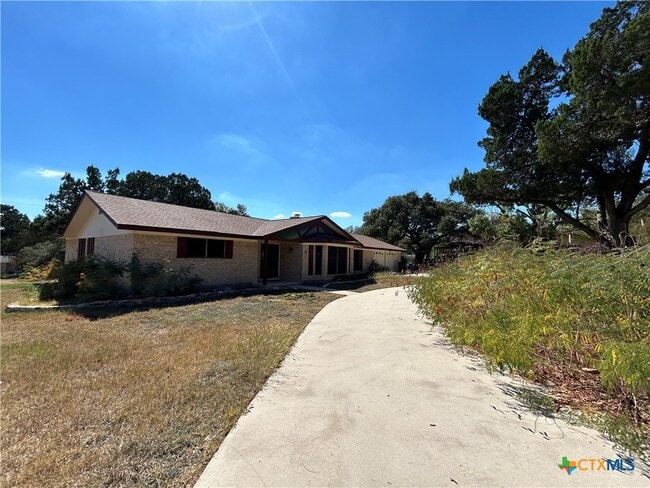 Building Photo - 11 La Mesa Dr