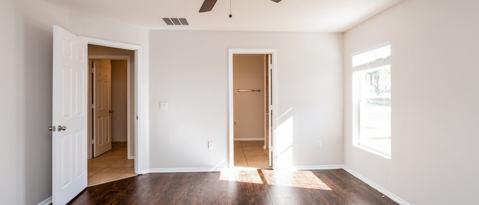Building Photo - 2044 Wavy Leaf Ct