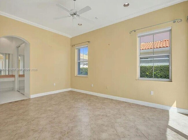 Building Photo - 1459 Shoreline Way
