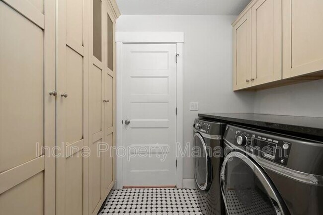 Building Photo - 1830 N 1600 W