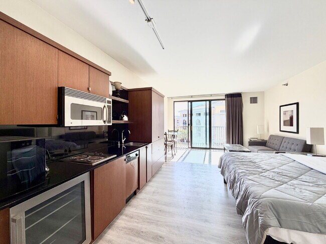 Building Photo - Fully Furnished Lake Las Vegas Studio | Waterfront Living | All Utilities Included | Flexible Lea...