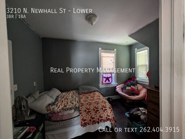 Building Photo - 3210 N Newhall St