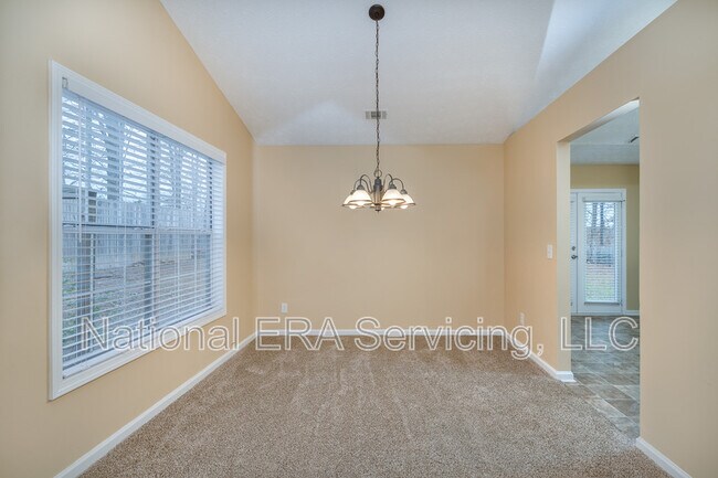 Building Photo - 70 Burdell Dr