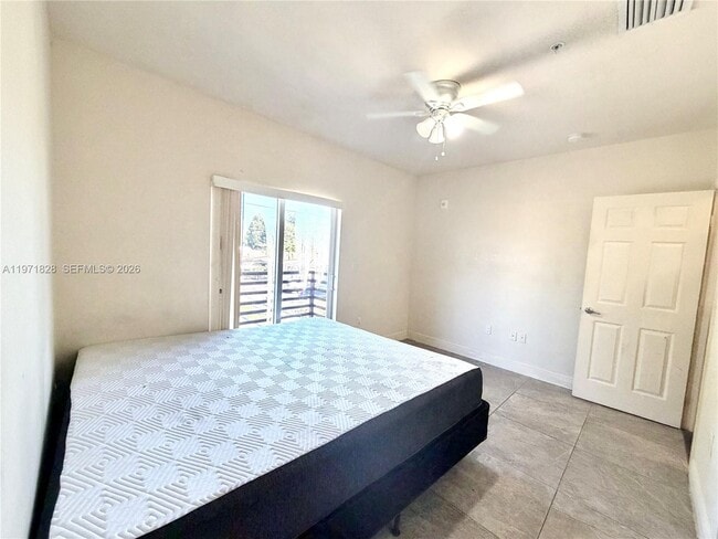 Building Photo - 1830 NW 1st St