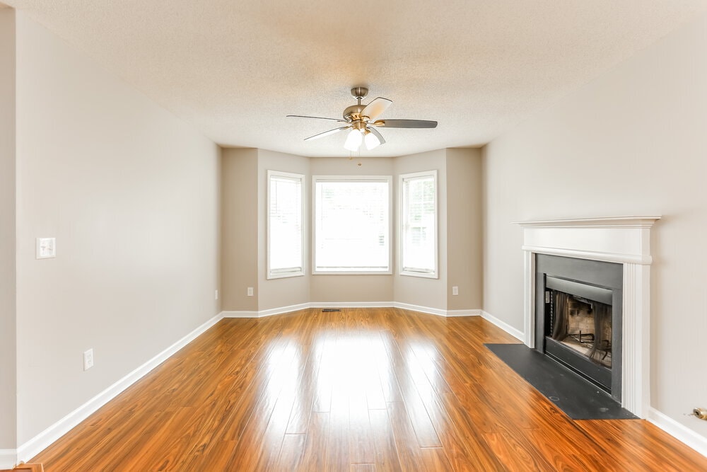 Building Photo - 639 Sheffield Ct