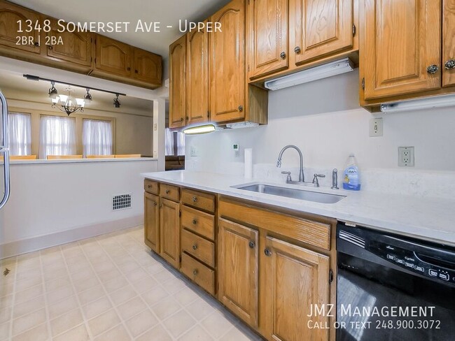 Building Photo - 1348 Somerset Ave