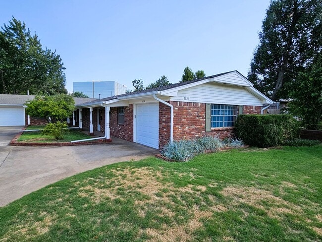 Building Photo - 3826 NW 64th St
